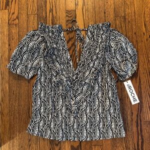 St. Roche Black and White Patterned with ruffle detail Women's Top Size 2 NWT